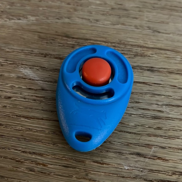 Pro Dog Training Clicker - Picture 3 of 8